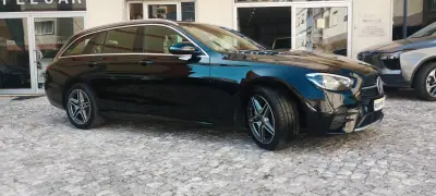 Mercedes-Benz E 300 2022 - 34950 EUR, 125970 km - AUTO.MOTO.pt - 125970km - foto 3 de 36