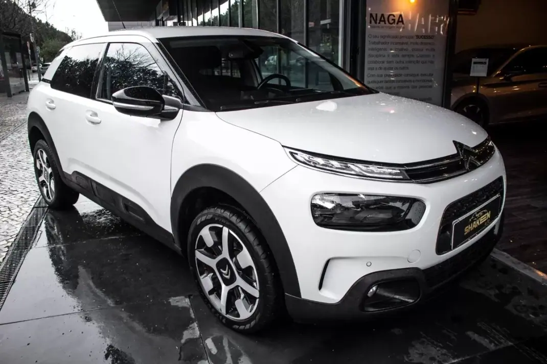 Citroën C4 Cactus 2019 - 12550 EUR, 90175 km - AUTO.MOTO.pt - 90175km - foto 6 de 41