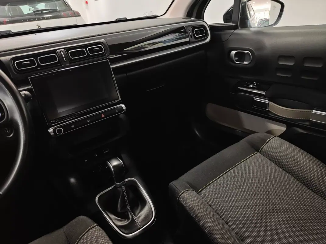 Citroën C3 2017 - 10990 EUR, 99000 km - AUTO.MOTO.pt - 99000km - foto 41 de 58
