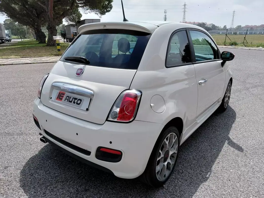 Fiat 500 2013 - 8500 EUR, 171500 km - AUTO.MOTO.pt - 171500km - foto 7 de 22