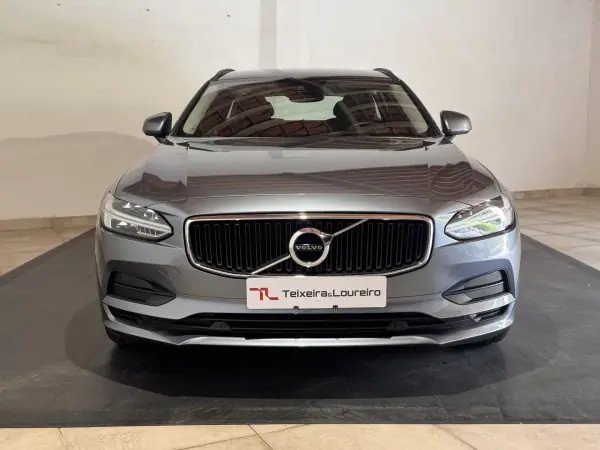 Volvo V90 2017 - 23750 EUR, 133014 km - AUTO.MOTO.pt - 133014km - foto 2 de 25