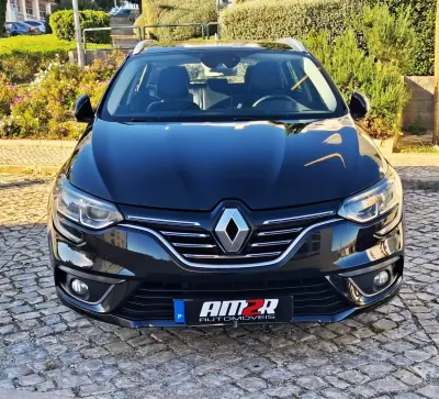 Renault Mégane Sport Tourer 2017 - 11500 EUR, 150000 km - AUTO.MOTO.pt - 150000km - foto 2 de 20