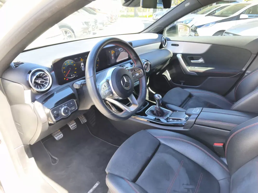 Mercedes-Benz A 180 2020 - 27500 EUR, 124000 km - AUTO.MOTO.pt - 124000km - foto 9 de 18