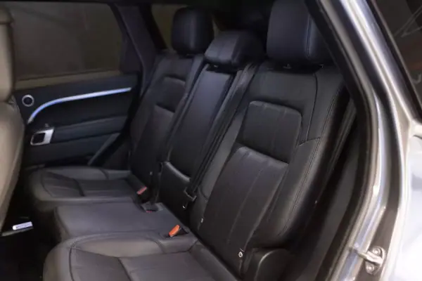 Land Rover Range Rover Sport 2018 - 47990 EUR, 135000 km - AUTO.MOTO.pt - 135000km - foto 28 de 41