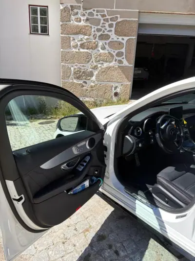 Mercedes-Benz C 43 AMG 2018 — foto 2 de 8