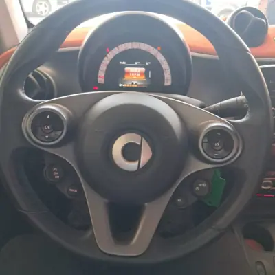 Smart ForTwo 2015 — foto 6 de 11