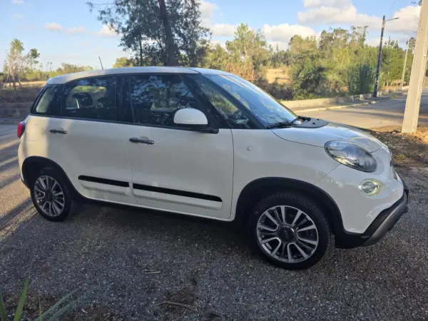 Fiat 500L 2021 - 13750 EUR, 152000 km - 152000km - foto 46 de 80