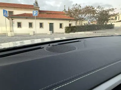 Peugeot 308 2021 - 25000 EUR, 58000 km - AUTO.MOTO.pt - 58000km - foto 21 de 38
