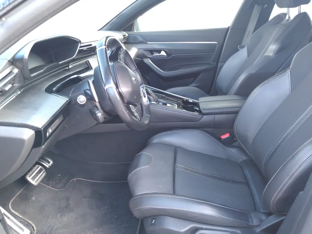 Peugeot 508 SW 2022 - 25000 EUR, 128000 km - AUTO.MOTO.pt - 128000km - foto 7 de 8