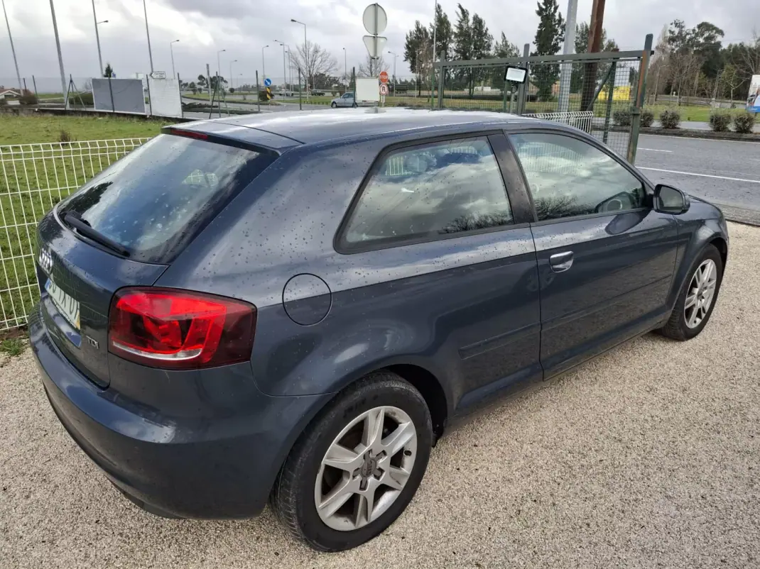 Audi A3 2012 - 9990 EUR, 279321 km - AUTO.MOTO.pt - 279321km - foto 9 de 20