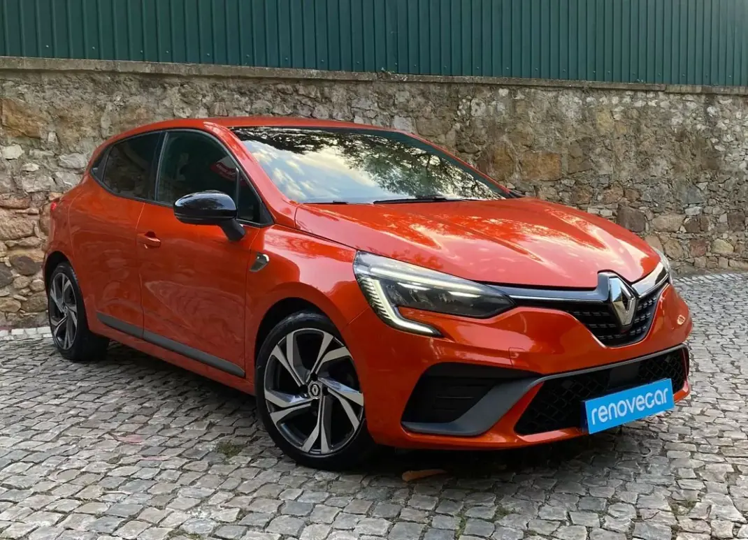 Renault Clio 2022 - 15900 EUR, 75184 km - AUTO.MOTO.pt - 75184km - foto 1 de 18