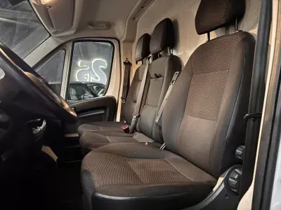 Peugeot Partner L2 caixa automática 130cv 2022 - 16990 EUR, 170100 km - AUTO.MOTO.pt - 170100km - foto 22 de 26