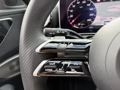 Mercedes-Benz C 300e 2024 - 51500 EUR, 26210 km - AUTO.MOTO.pt - 26210km - foto 16 de 22