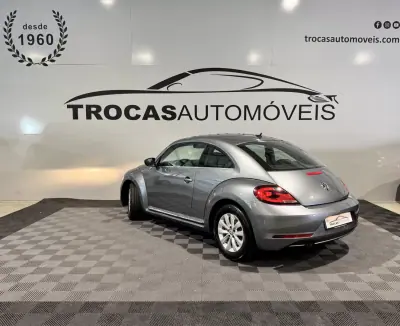 Volkswagen New Beetle 2018 - 19900 EUR, 58588 km - 58588km - foto 7 de 47