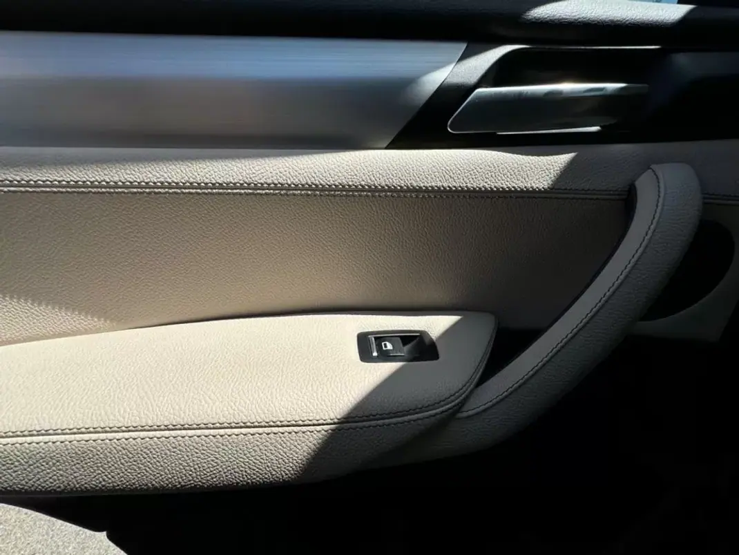 BMW X4 2017 - 33480 EUR, 187000 km - AUTO.MOTO.pt - 187000km - foto 34 de 42