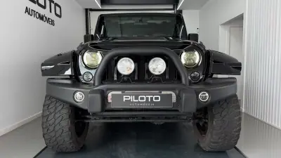 Jeep Wrangler Unlimited 2008 - 49990 EUR, 138464 km - foto 3 de 29