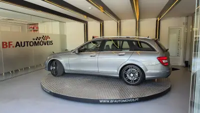 Mercedes-Benz C 180 2014 - 9900 EUR, 299370 km - AUTO.MOTO.pt - 299370km - foto 15 de 52