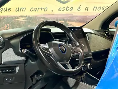 Renault Zoe 2020 - 13900 EUR, 105098 km - AUTO.MOTO.pt - 105098km - foto 19 de 28