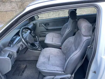 Renault Clio 1993 - 3900 EUR, 283000 km - AUTO.MOTO.pt - 283000km - foto 19 de 39