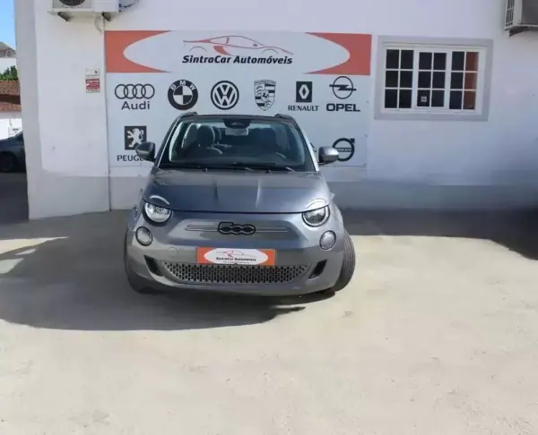 Fiat 500e C 2022 - 19980 EUR, 13651 km - AUTO.MOTO.pt - 13651km - foto 2 de 37