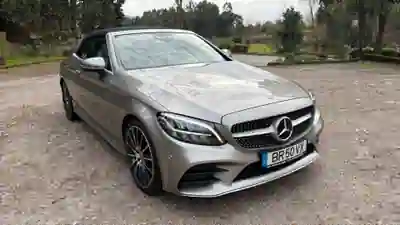 Mercedes-Benz C 220 2019 - 37500 EUR, 108000 km - AUTO.MOTO.pt - 108000km - foto 13 de 16