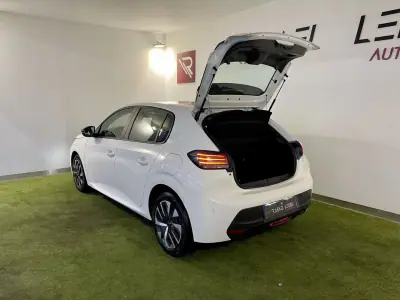 Peugeot 208 2024 - 15450 EUR, 18000 km - AUTO.MOTO.pt - 18000km - foto 27 de 29