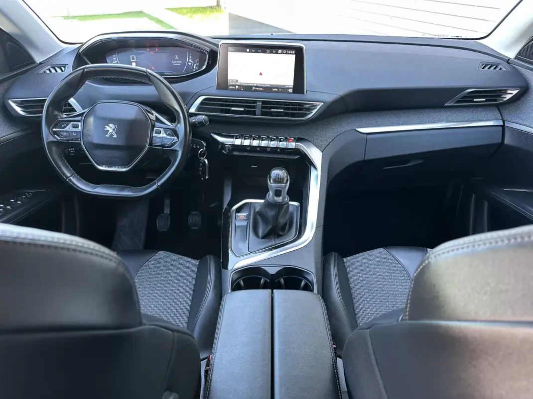 Peugeot 3008 2018 - 14900 EUR, 240000 km - 240000km - foto 28 de 62