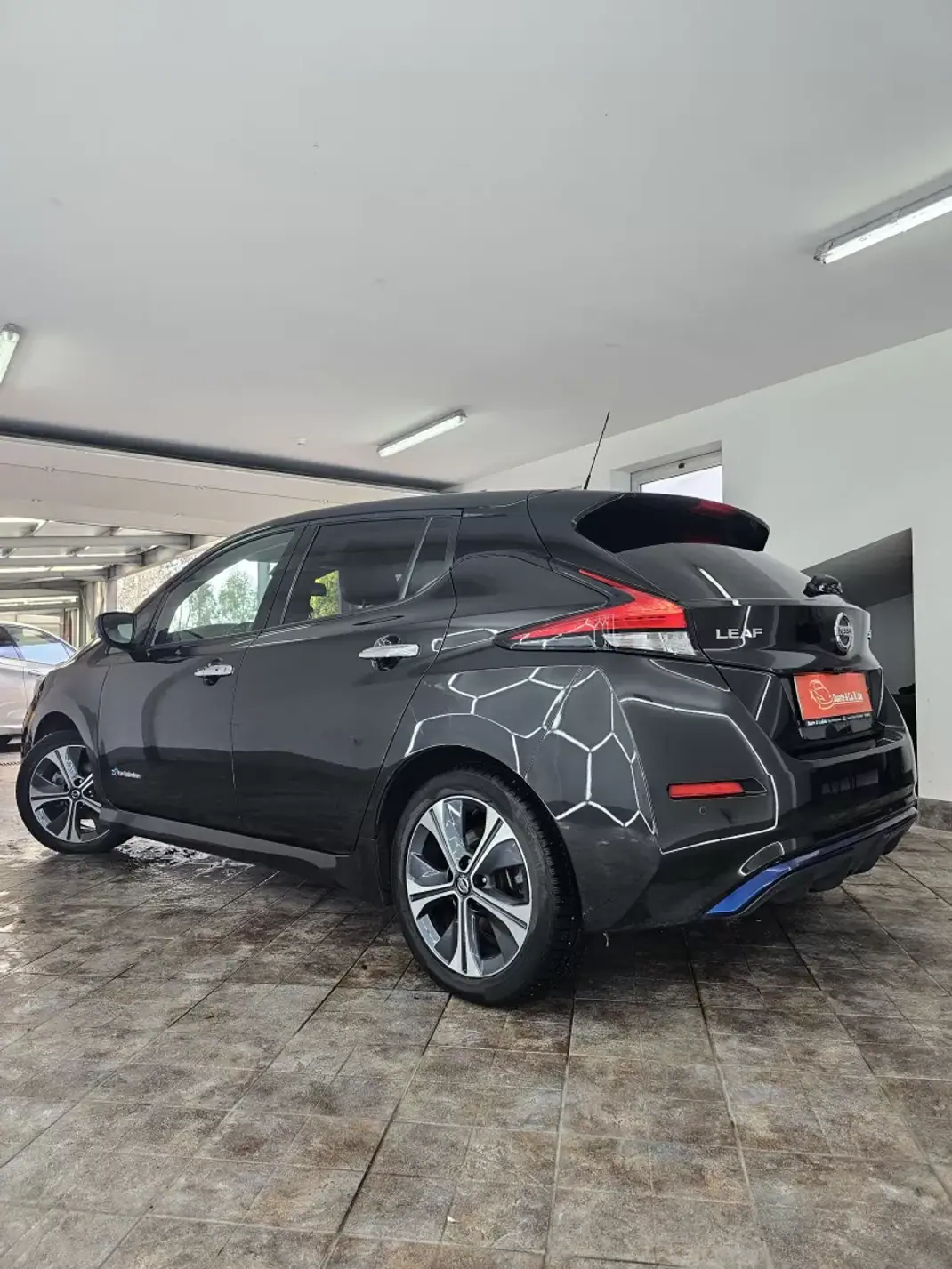 Nissan Leaf 2019 - 19500 EUR, 25097 km - AUTO.MOTO.pt - 25097km - foto 11 de 41