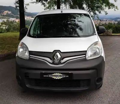 Renault Kangoo 1.5 DCi Maxi 2017 - 9950 EUR, 251230 km - AUTO.MOTO.pt - 251230km - foto 4 de 22