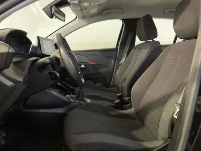 Peugeot 208 2022 - 13450 EUR, 145000 km - AUTO.MOTO.pt - 145000km - foto 11 de 29