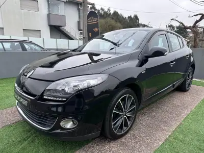 Renault Mégane 2012 - 7900 EUR, 270000 km - AUTO.MOTO.pt - 270000km - foto 3 de 36