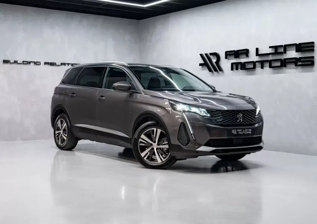 Peugeot 5008 2021 - 22950 EUR, 42000 km - AUTO.MOTO.pt - 42000km - foto 2 de 42