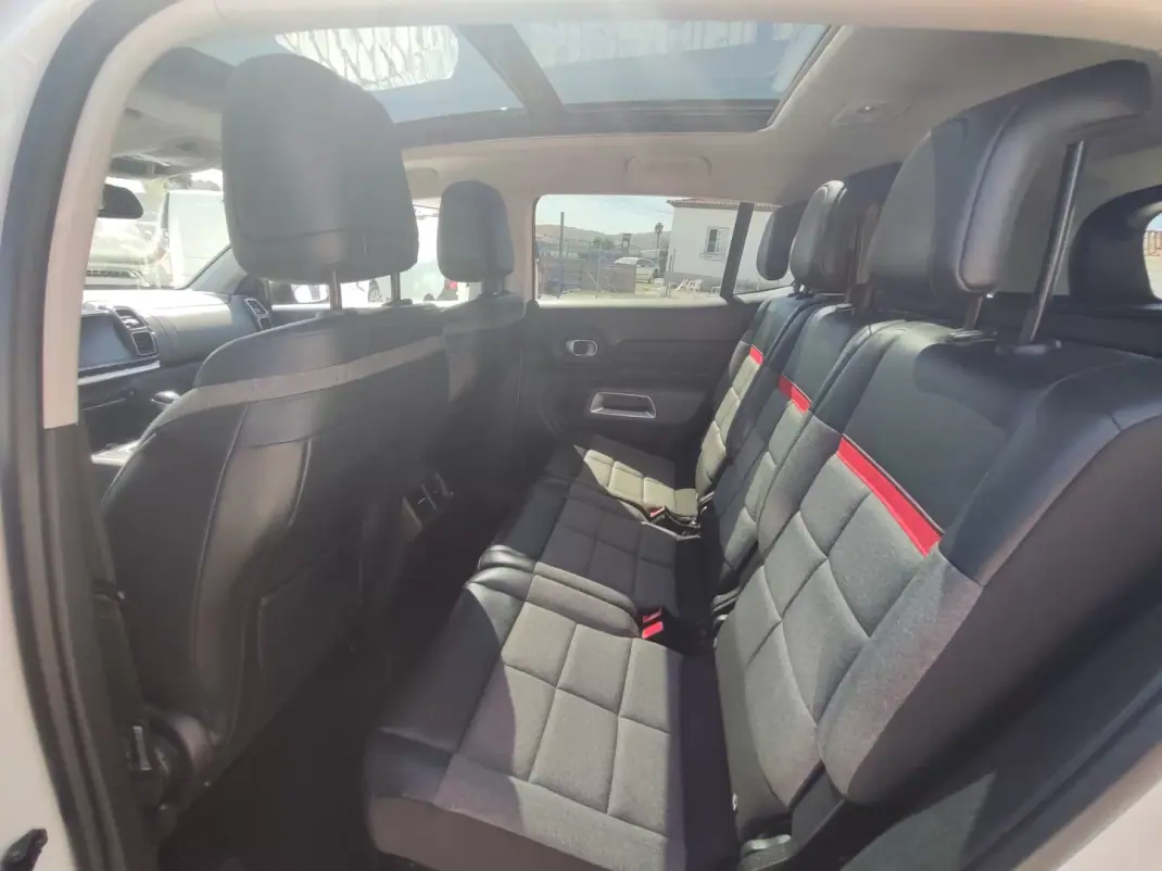 Citroën C5 Aircross 2019 - 15490 EUR, 147000 km - 147000km - foto 11 de 27