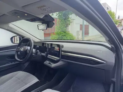Renault Mégane E-Tech 2022 - 20490 EUR, 95500 km - AUTO.MOTO.pt - 95500km - foto 13 de 19