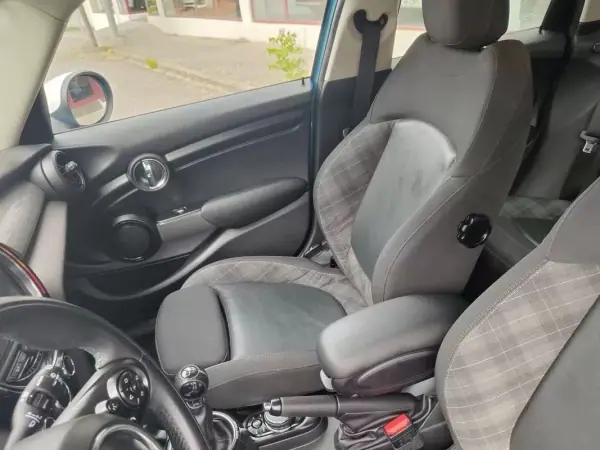 MINI Cooper 2016 - 14740 EUR, 119000 km - AUTO.MOTO.pt - 119000km - foto 9 de 14