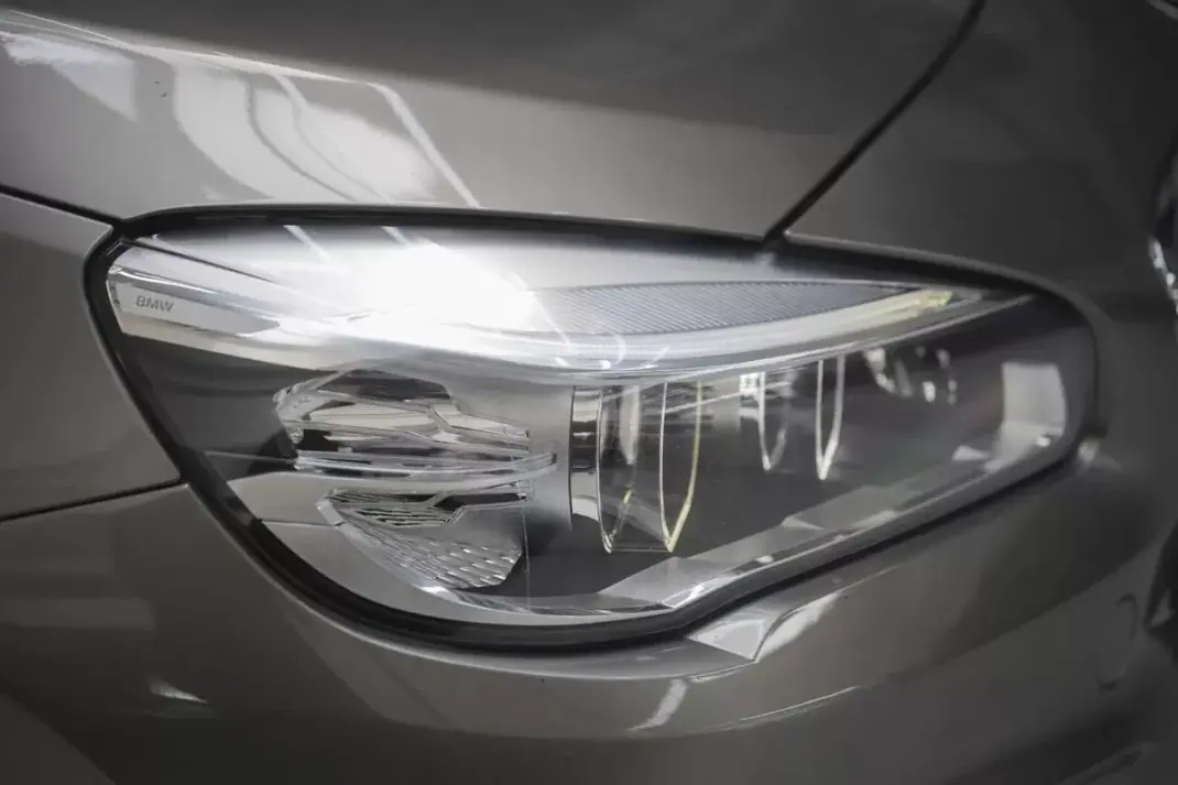 BMW 216 Active Tourer 2015 - 12750 EUR, 196513 km - AUTO.MOTO.pt - 196513km - foto 16 de 43