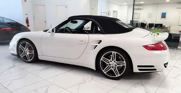 Porsche 997 2007 - 109000 EUR, 39000 km - AUTO.MOTO.pt - 39000km - foto 16 de 55