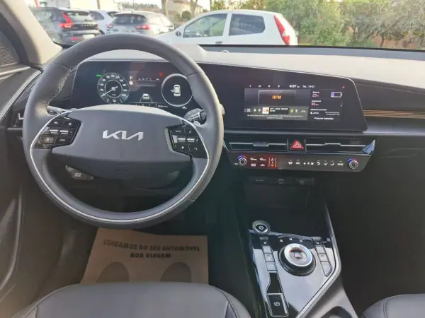 Kia Niro EV 2024 - 33500 EUR, 1700 km - AUTO.MOTO.pt - 1700km - foto 22 de 48
