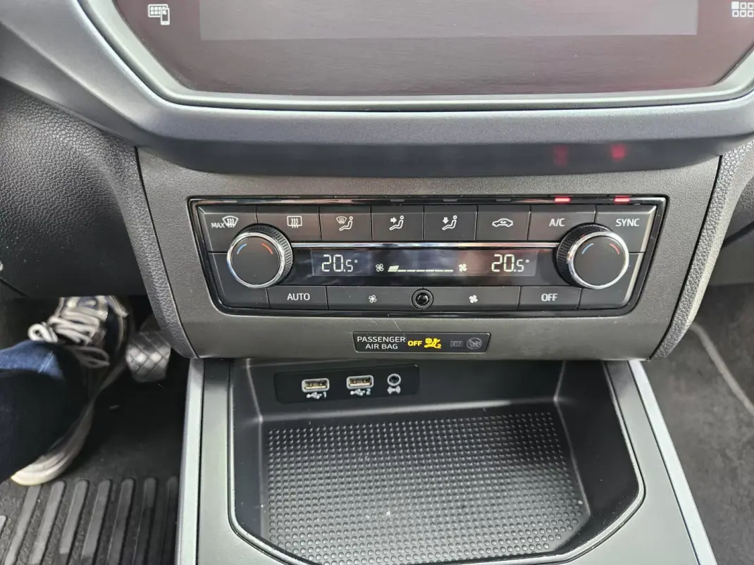 SEAT Arona 2018 - 15500 EUR, 115150 km - AUTO.MOTO.pt - 115150km - foto 45 de 51