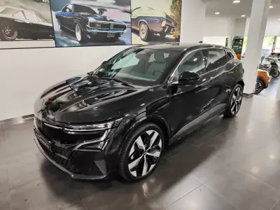 Renault Mégane E-Tech 2022 - 27990 EUR, 40000 km - AUTO.MOTO.pt - 40000km - foto 25 de 47