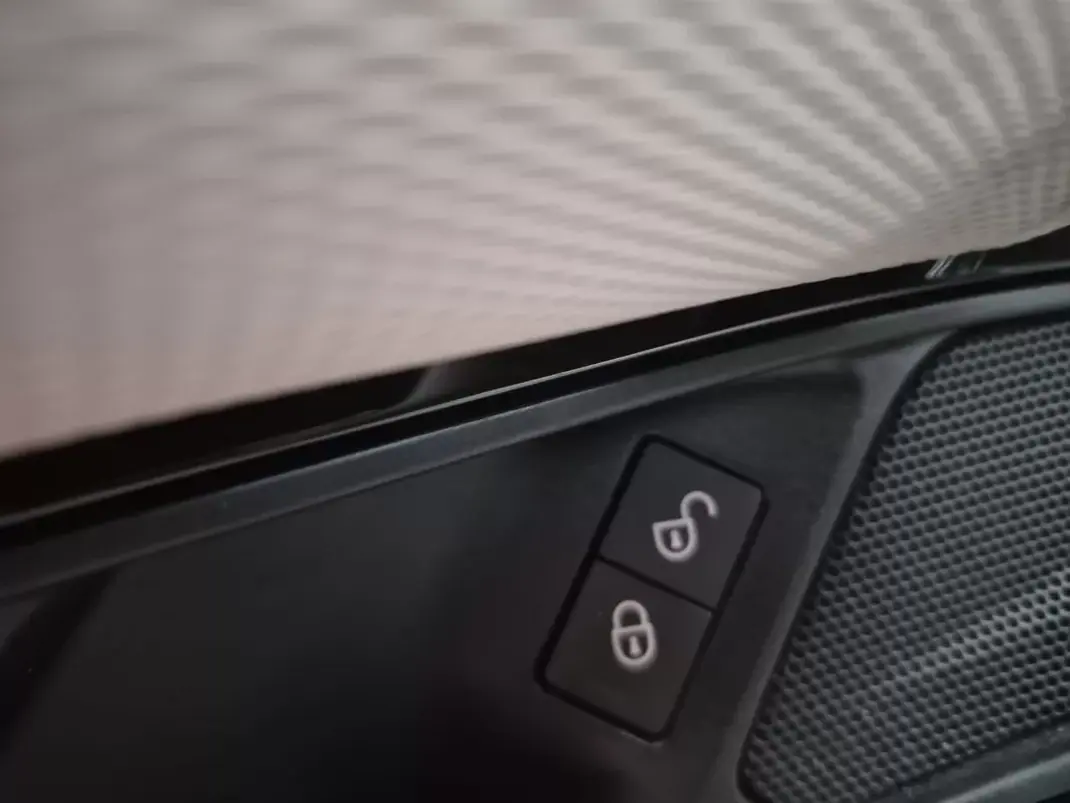 Land Rover Discovery Sport 2020 - 33900 EUR, 60481 km - AUTO.MOTO.pt - 60481km - foto 48 de 58