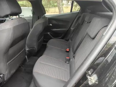 Peugeot 2008 2020 - 15990 EUR, 75500 km - AUTO.MOTO.pt - 75500km - foto 14 de 35