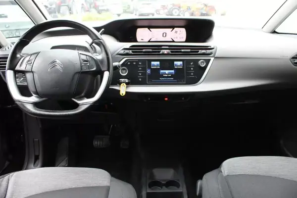 Citroën C4 Picasso 2015 - 9900 EUR, 128865 km - AUTO.MOTO.pt - 128865km - foto 8 de 21