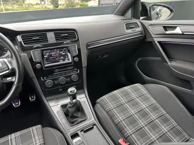 Volkswagen Golf 2014 - 15000 EUR, 240000 km - 240000km - foto 40 de 83