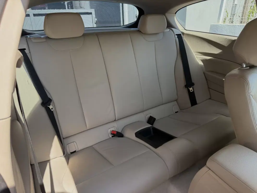 BMW 116 2013 - 9500 EUR, 264000 km - 264000km - foto 18 de 18