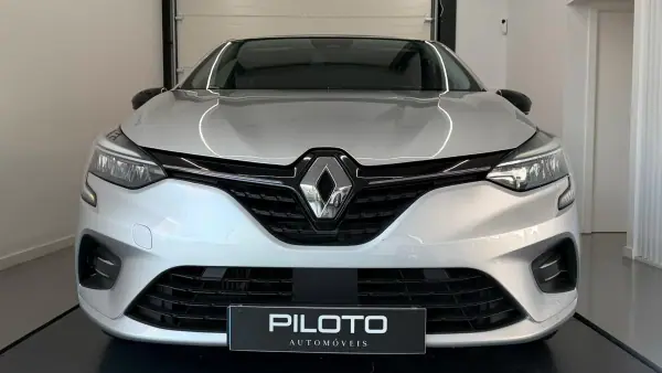 Renault Clio 2021 - 11490 EUR, 171078 km - AUTO.MOTO.pt - 171078km - foto 2 de 27