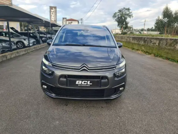 Citroën C4 Spacetourer 2020 - 17990 EUR, 169000 km - AUTO.MOTO.pt - 169000km - foto 2 de 39