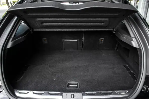 Citroën DS5 2013 - 8900 EUR, 242219 km - AUTO.MOTO.pt - 242219km - foto 29 de 38