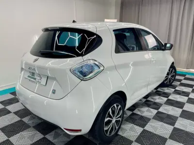Renault Zoe 2016 - 8250 EUR, 23000 km - 23000km - foto 7 de 15