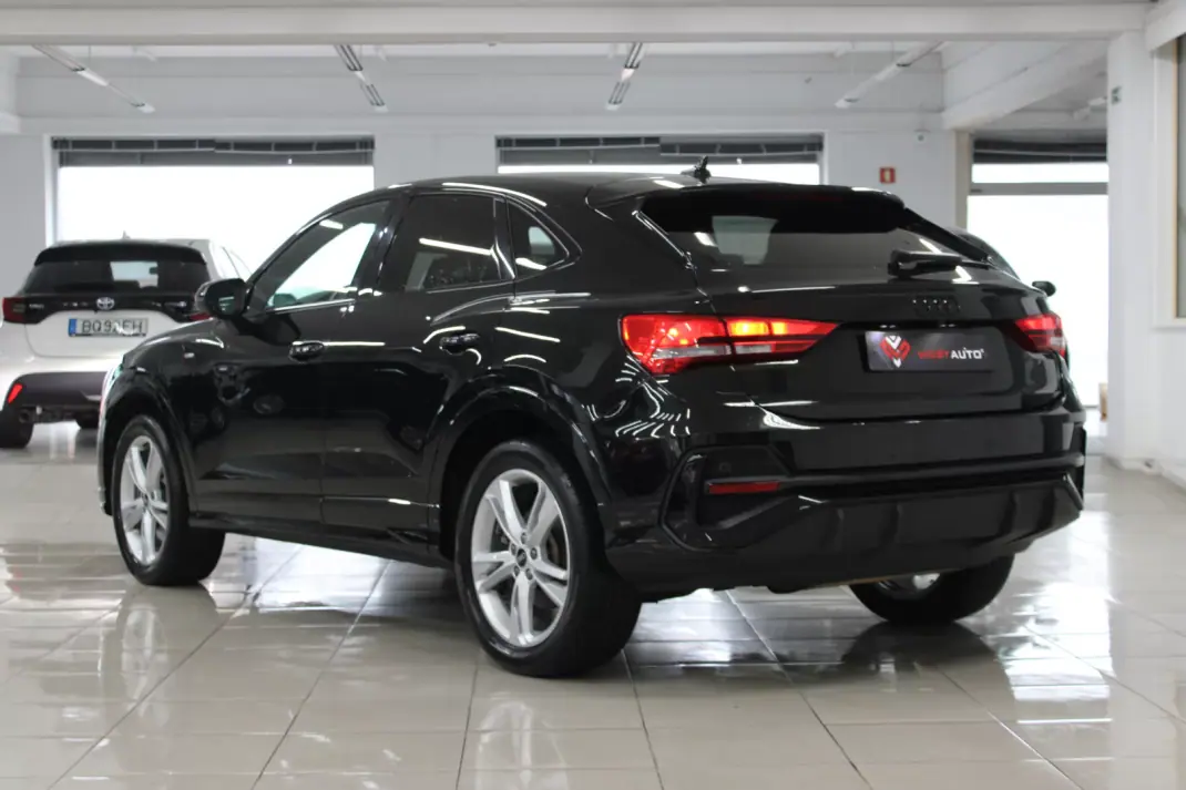 Audi Q3 Sportback 2021 - 35900 EUR, 89638 km - AUTO.MOTO.pt - 89638km - foto 2 de 18
